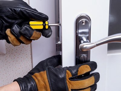 Door Lock Change Service in Winnipeg Door Lock Change Service Winnipeg