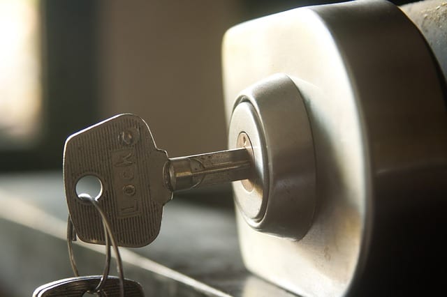 Avoid Expensive Locksmiths With These Helpful Tips!